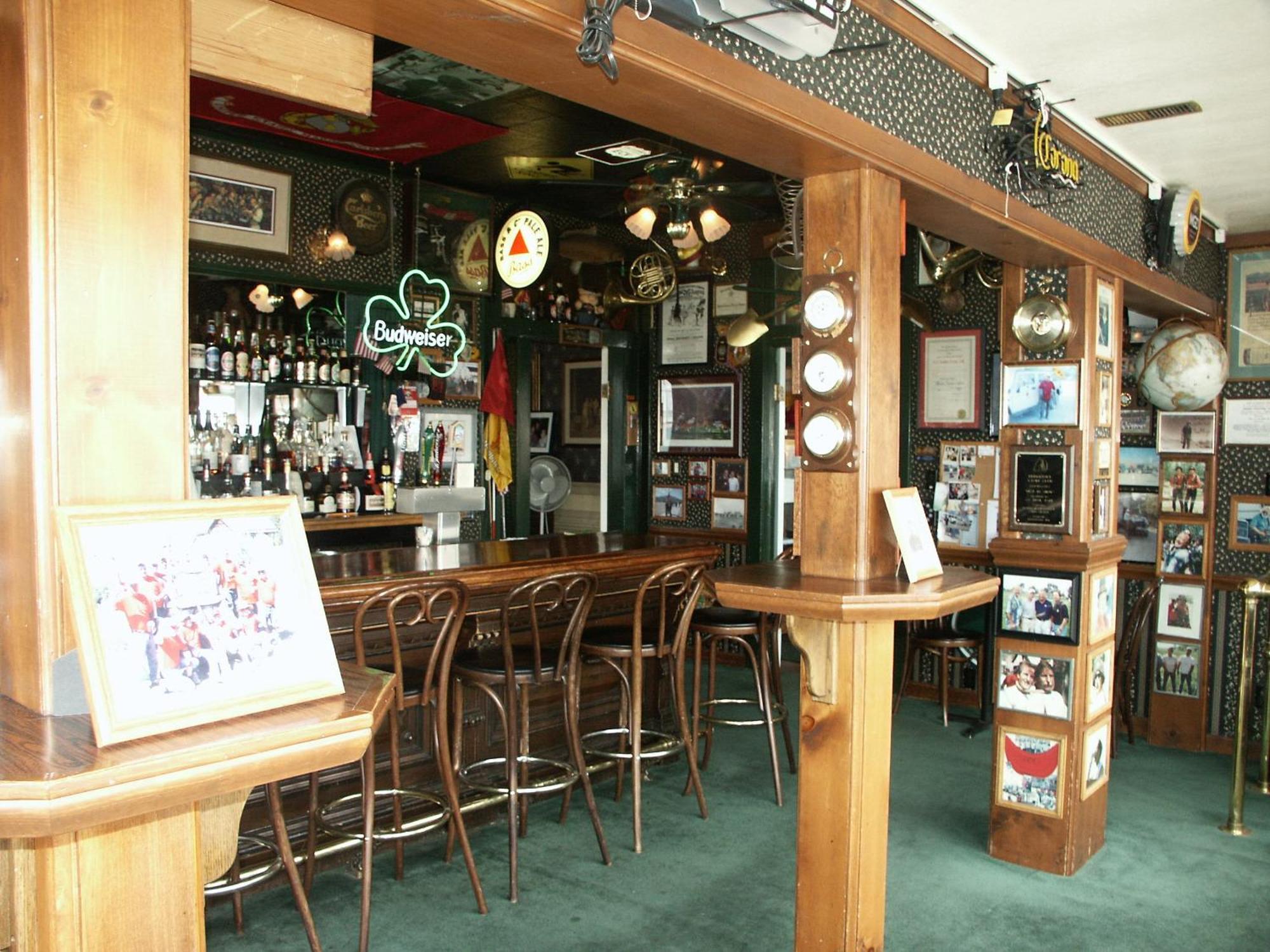 Bridgeport Inn Exterior photo